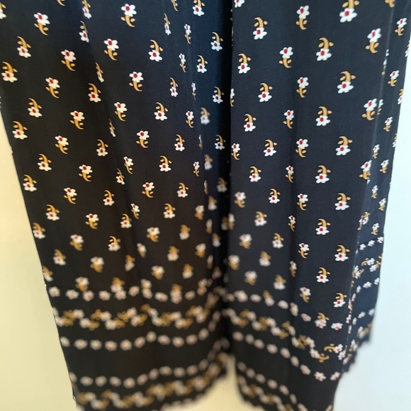 Women's Faithful The Brand Jumpsuit. Size: 4 - Picture 5 of 11